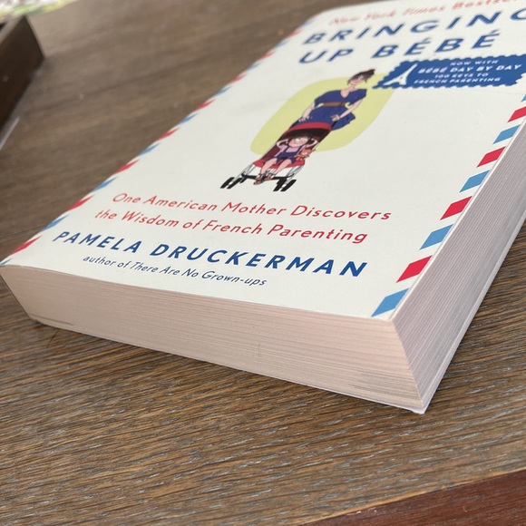 2nd hand Parenting books|What to expect& Baby owner’s manual& Bring up bebe - Picture 9 of 12